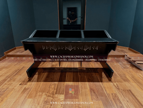 Bàn Studio Phòng Thu Âm 3 Khoang 36U - Giải Pháp Tối Ưu Từ Cách Âm Sài Gòn Hà Nội