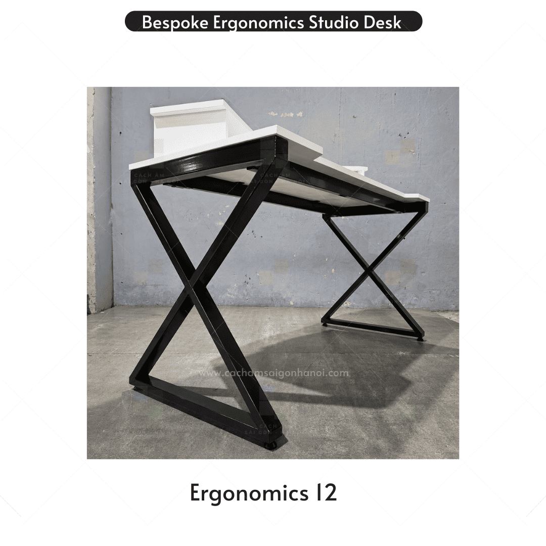 Studio Desk Ergonomics 12 với khung thép sơn tĩnh điện chắc chắn